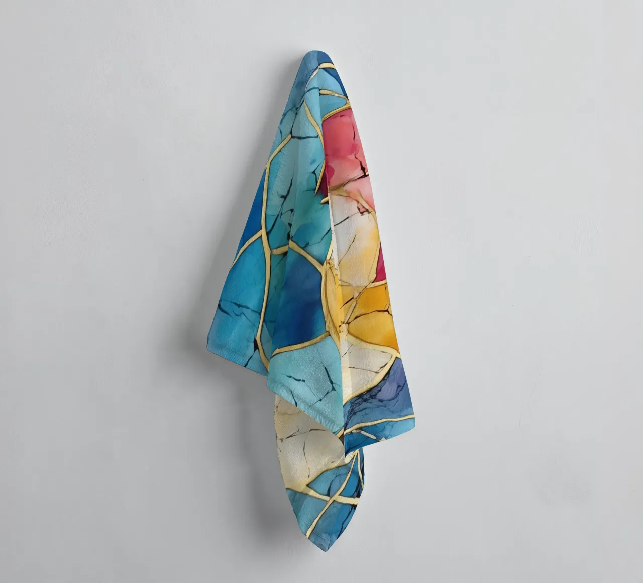 Art Kintsugi multicolore asciugamano da bagno da Théïa's Fantasia World