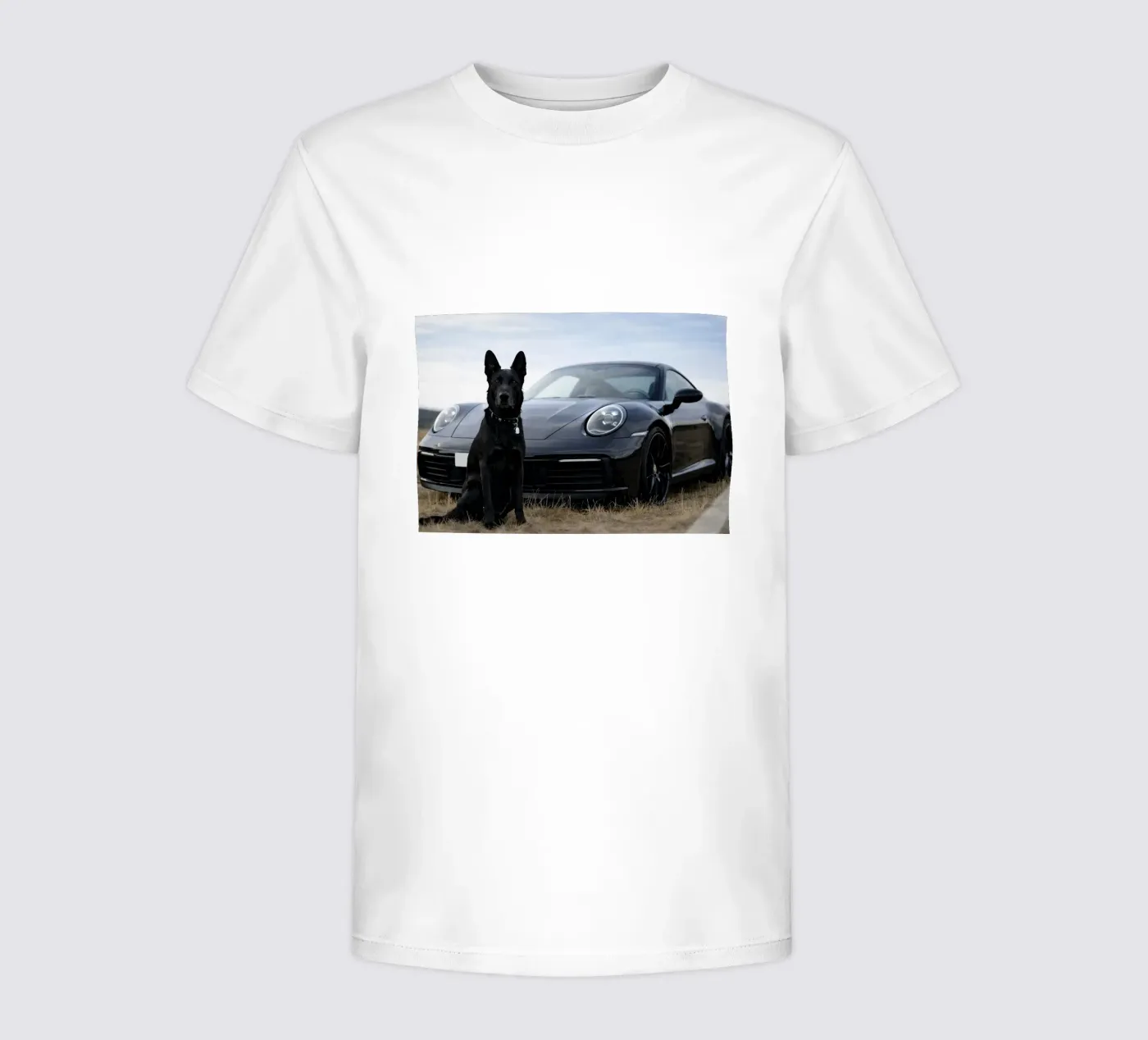 cane nero e auto t-shirt bambini da Deemoll