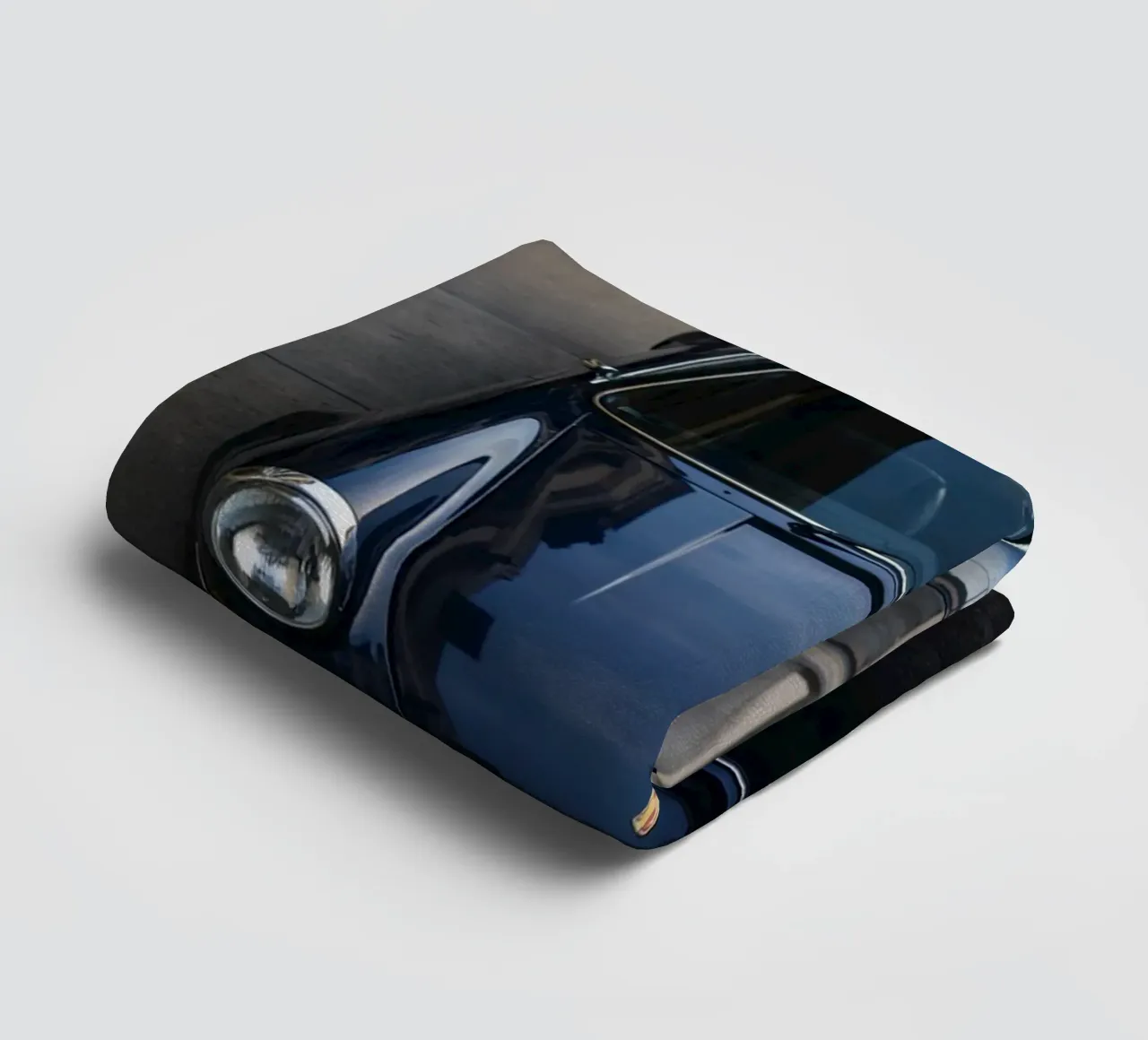 classic car Handtuch von Deemoll