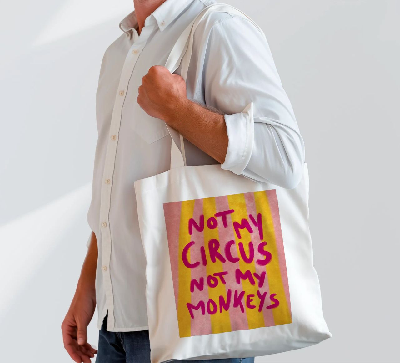 Not my Circus not my Monkeys Jutebeutel von Illustration Raissa Oltmanns