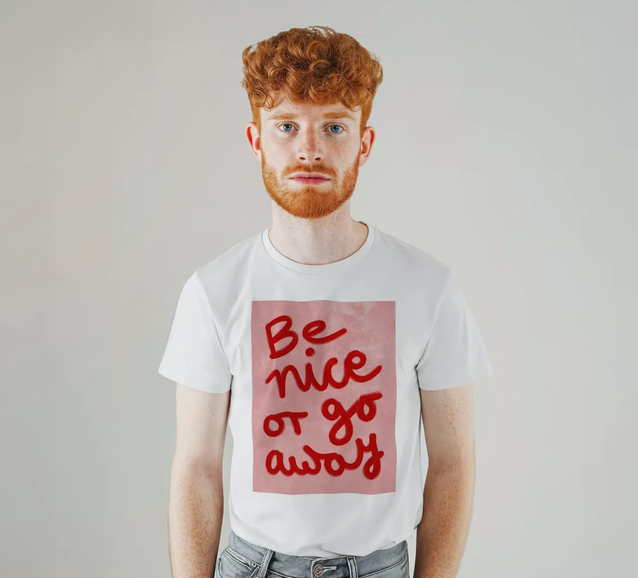 Be nice or go away t-shirt da Illustration Raissa Oltmanns