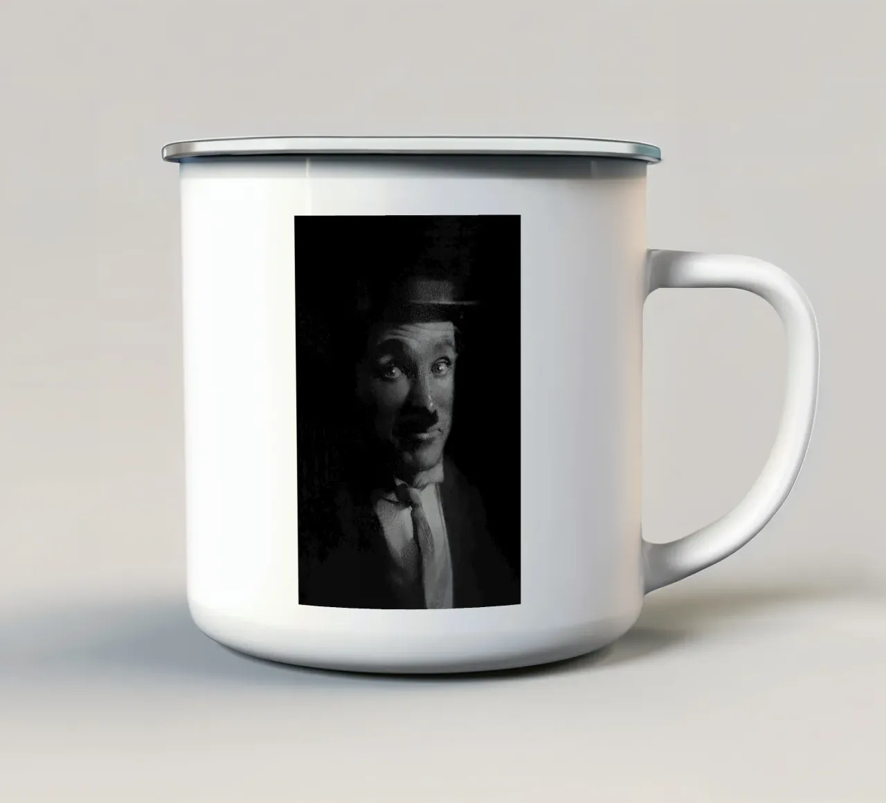 Charlie Chaplin - Il dolore silenzioso tazza in smalto da Artascy Art