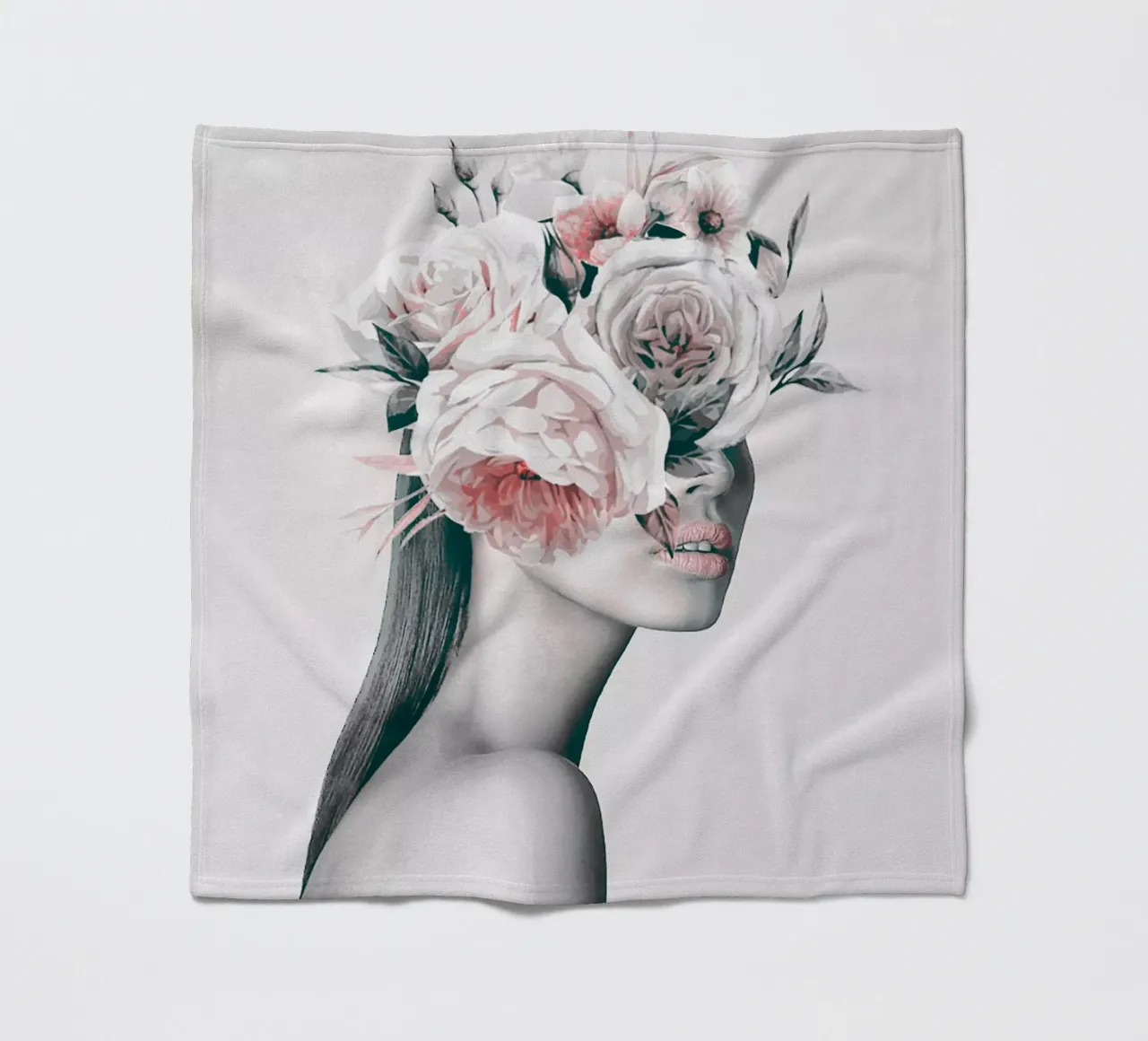 DONNA CON FIORI 11 coperta in pile da dada22