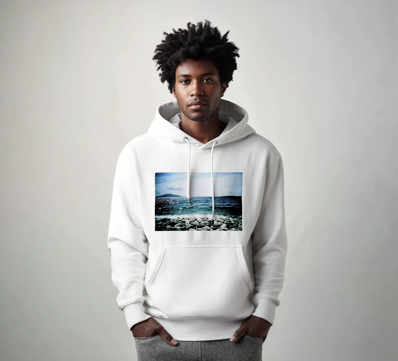 Wavy felpa con cappuccio da BLAEK Design Studio