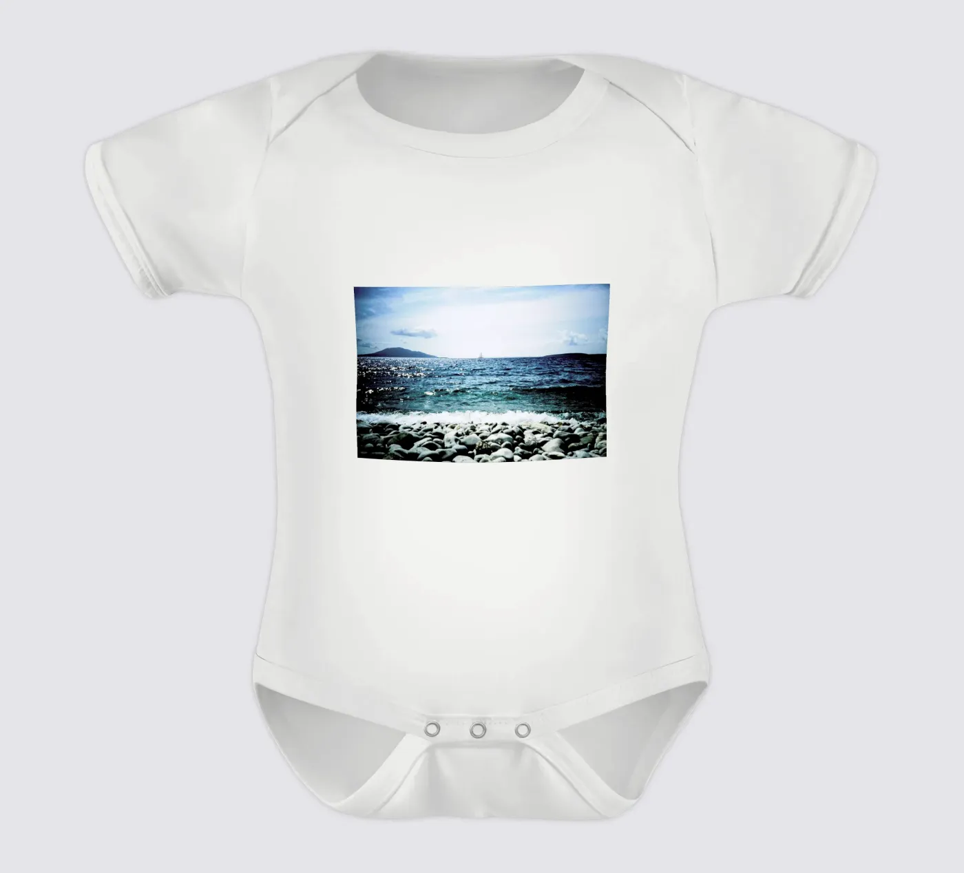 Wavy body bébé de BLAEK Design Studio