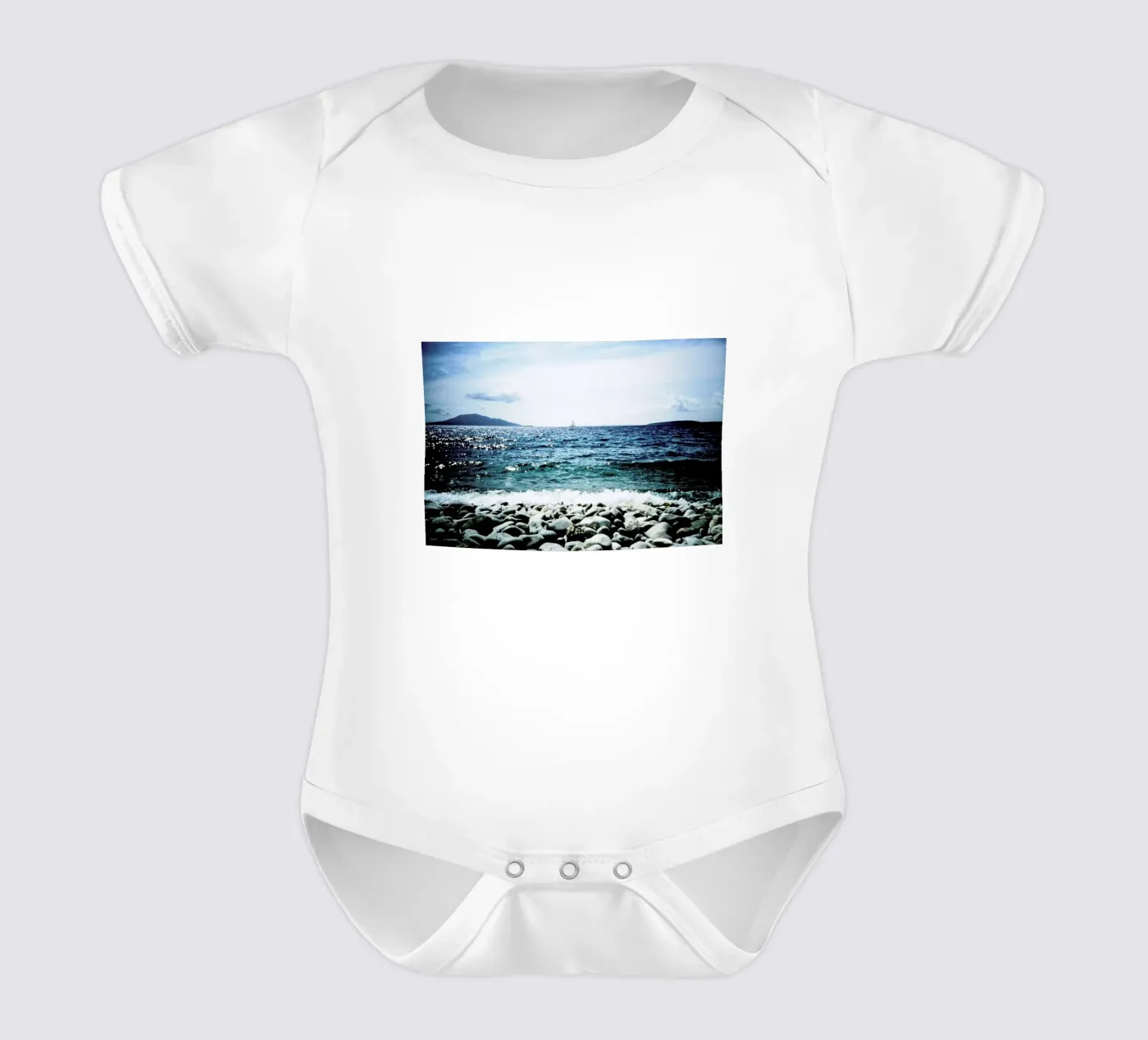 Wavy body bébé de BLAEK Design Studio