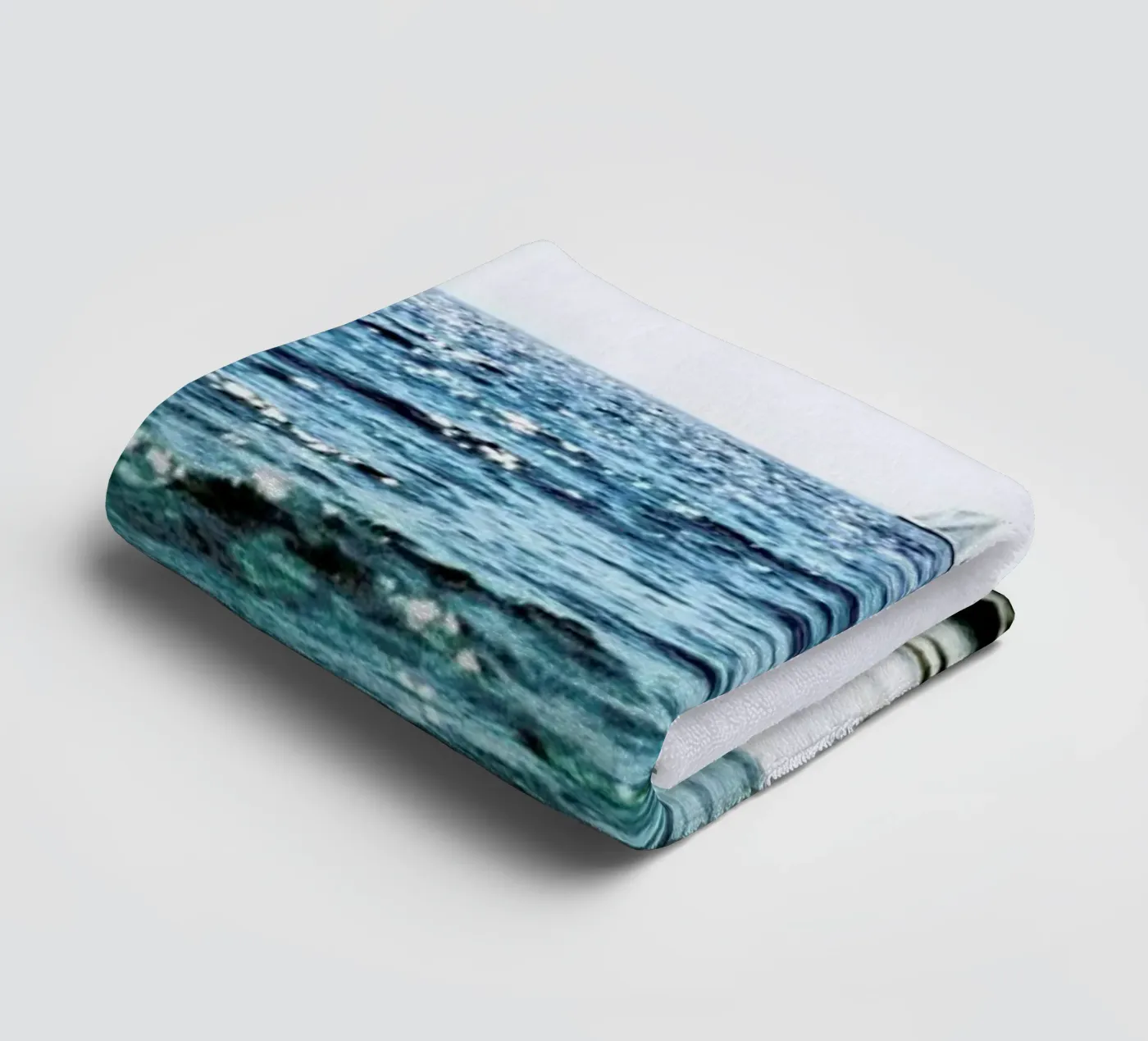 Wavy badhanddoek van BLAEK Design Studio