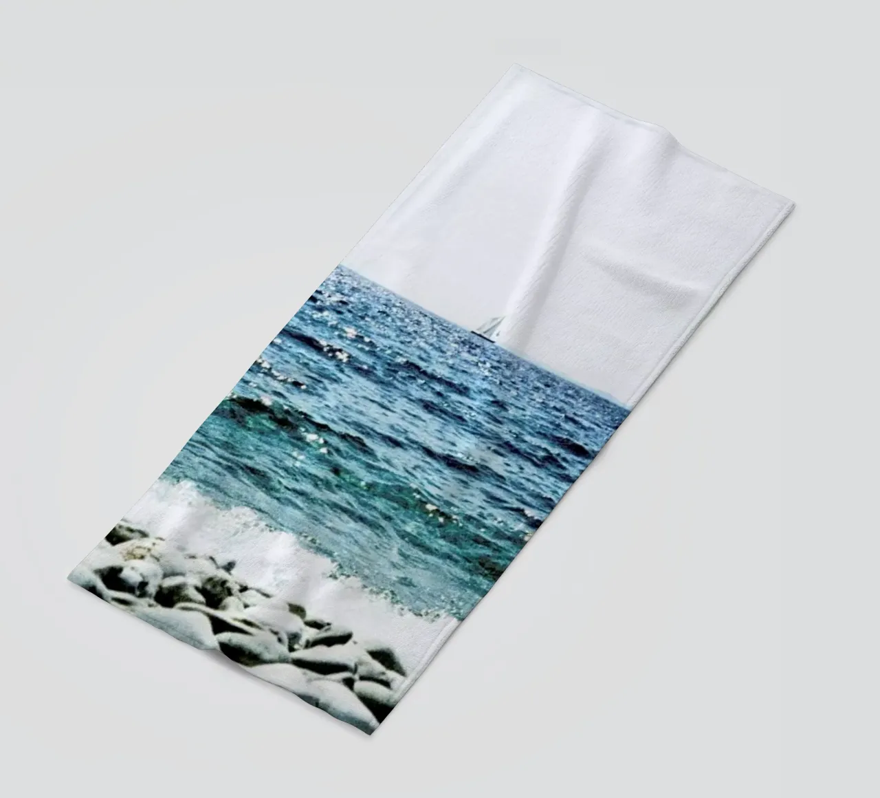 Wavy telo mare da BLAEK Design Studio