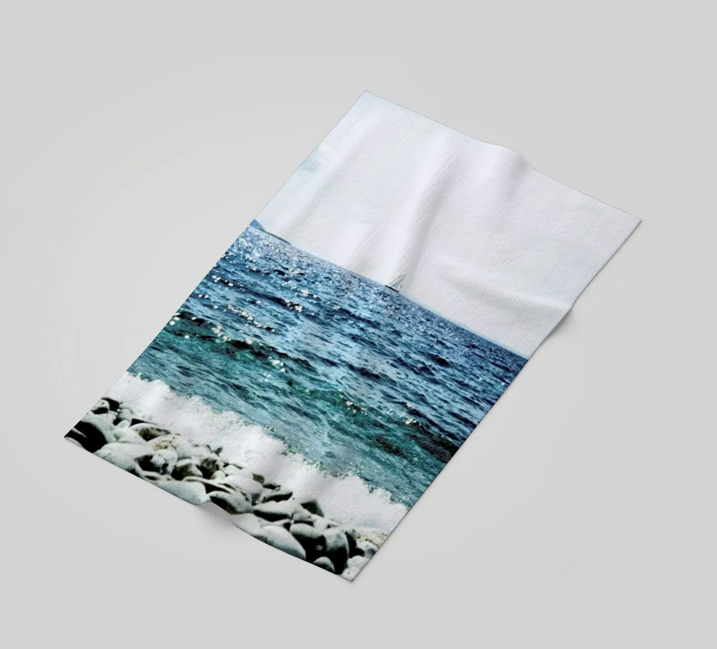 Wavy telo mare da BLAEK Design Studio
