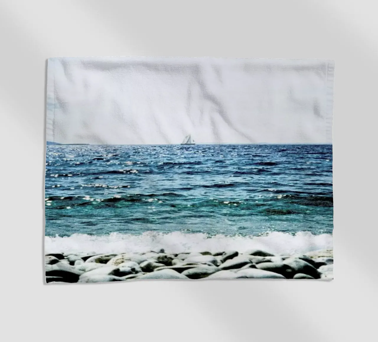 Wavy telo mare da BLAEK Design Studio