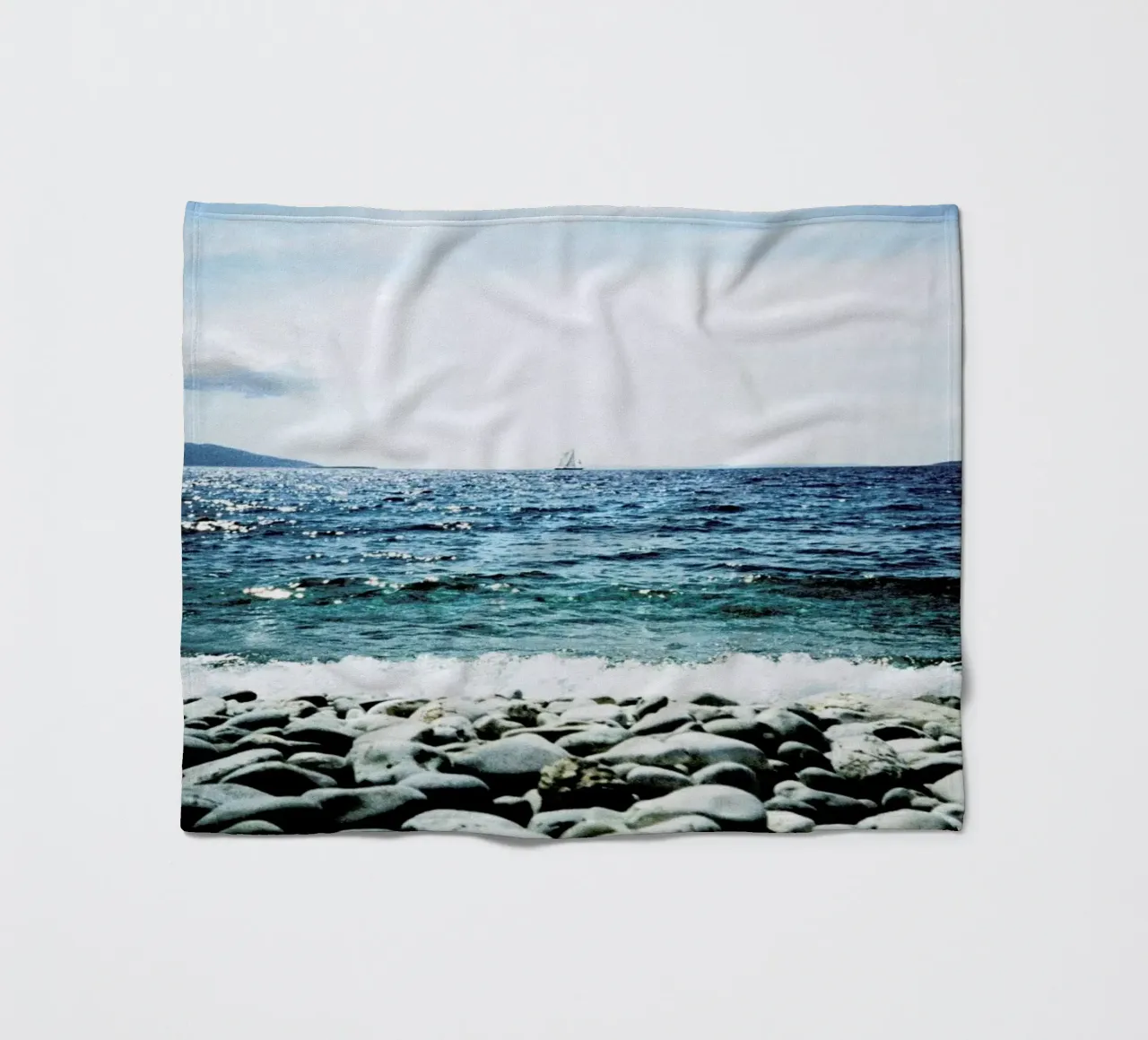 Wavy fleecedeken van BLAEK Design Studio