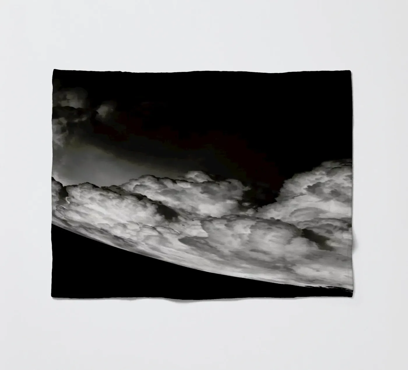 Storm Circle Fleecedecke von Emma Zoe Brew