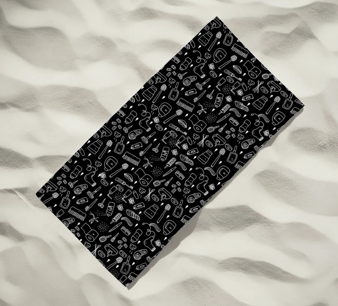 Shower Pattern (black) strandhanddoek van Herzette