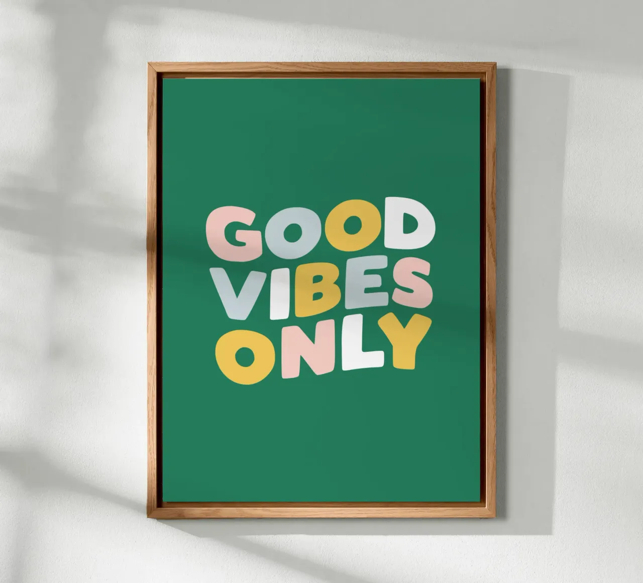 Design tipografico solo per le buone vibrazioni pannello forex da THE MOTIVATED TYPE