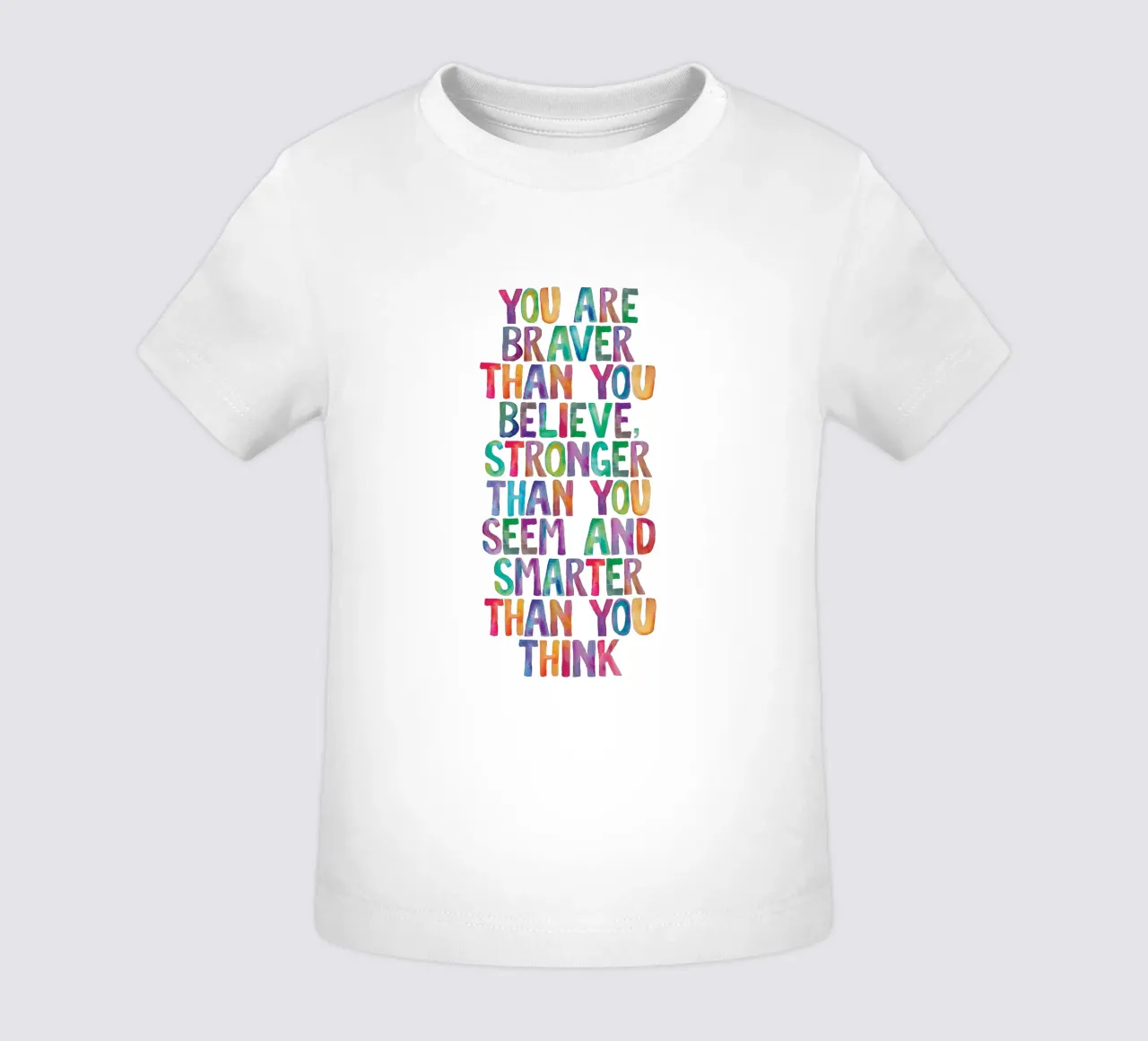 Sei più coraggioso di quanto tu creda Design tipografico arcobaleno maglietta neonato da THE MOTIVATED TYPE