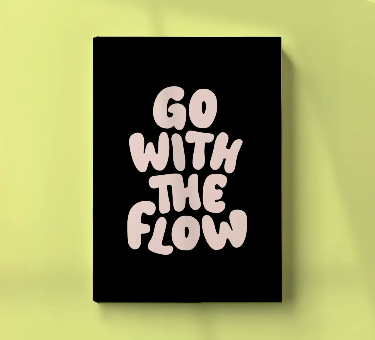 Go With The Flow Design tipografico rilassante diario da THE MOTIVATED TYPE