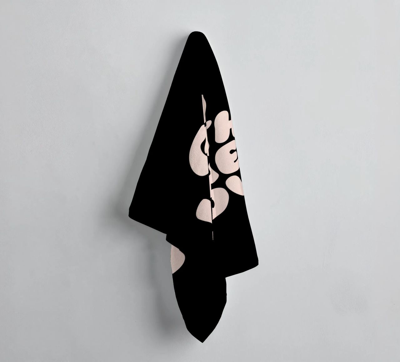 Go With The Flow Rustgevend Typografie Ontwerp badhanddoek van THE MOTIVATED TYPE