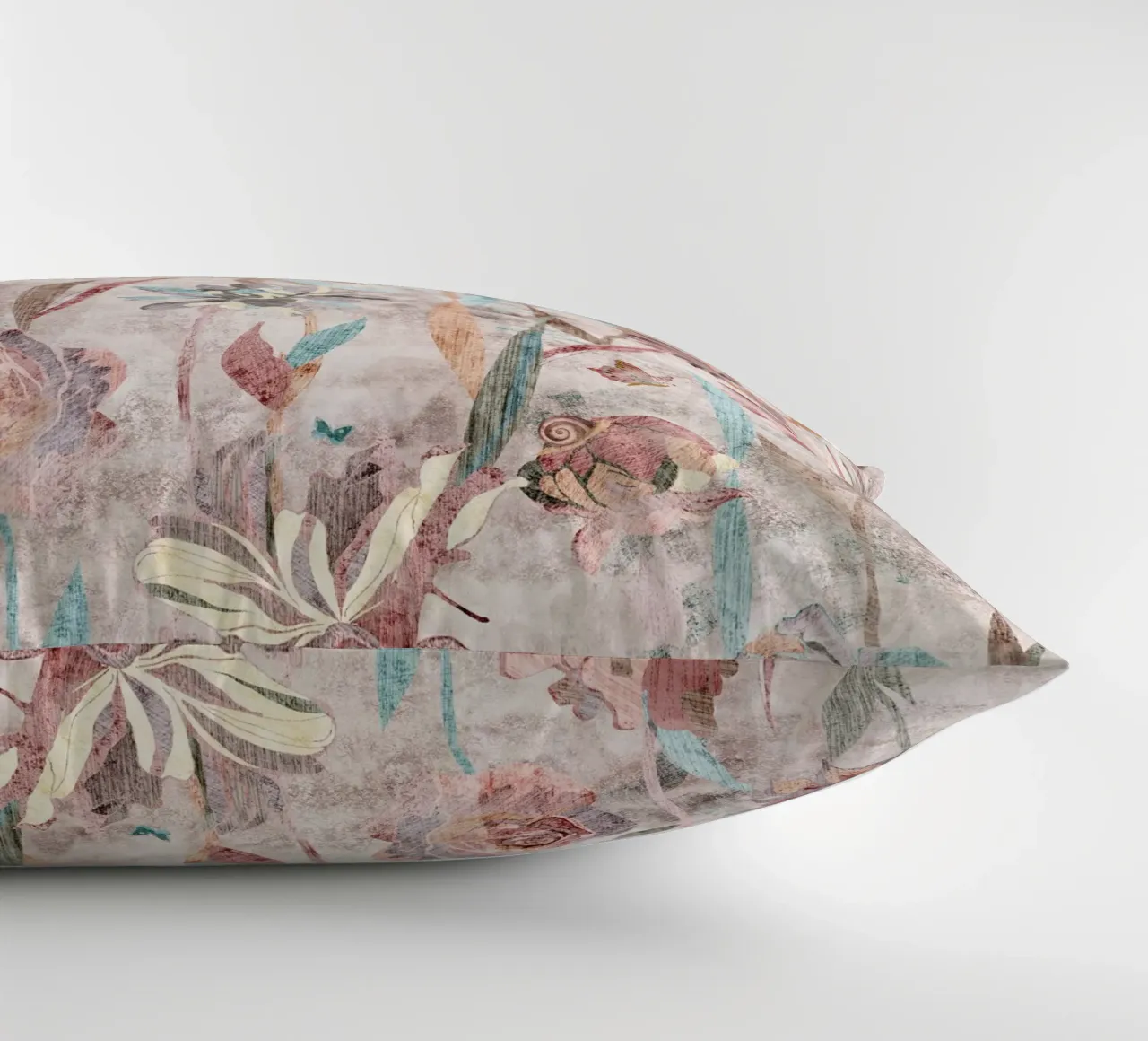 puzzle in fiore cuscino da Giulio Iurissevich