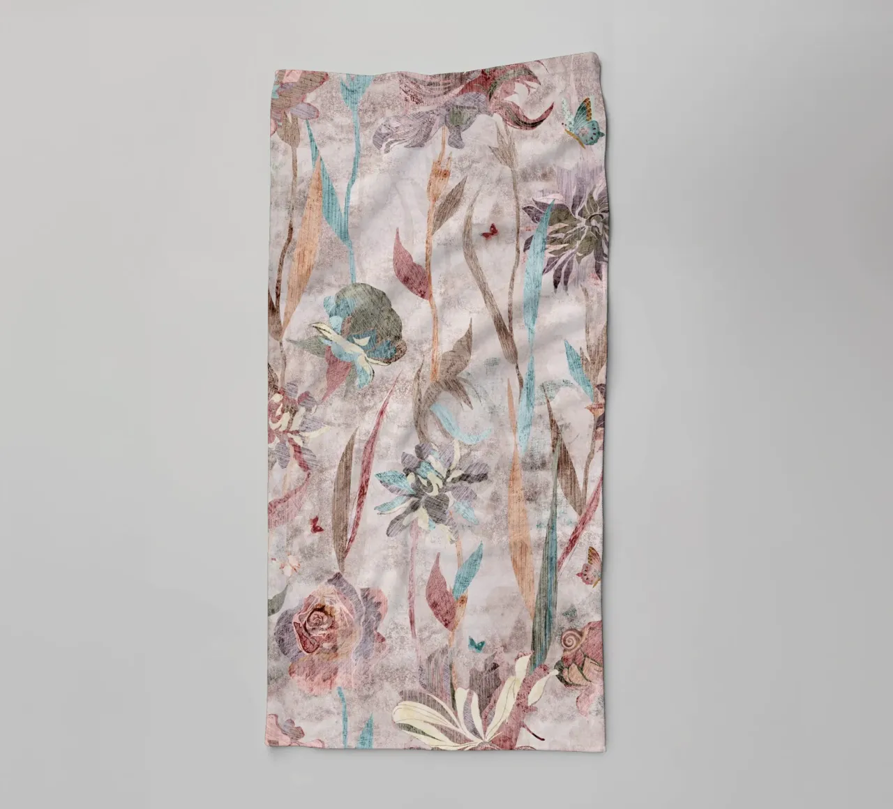 puzzle in fiore asciugamano da bagno da Giulio Iurissevich