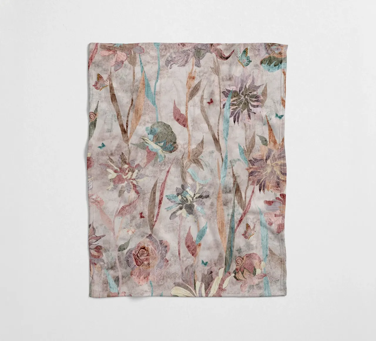 puzzle in fiore coperta in pile da Giulio Iurissevich