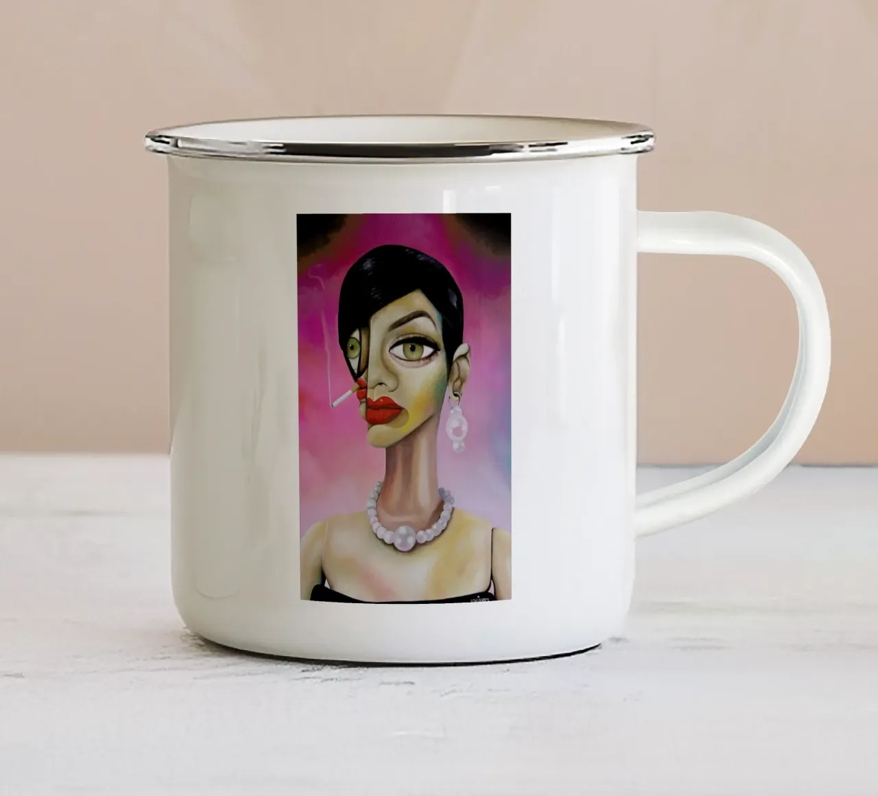 Barbiegirl tazza in smalto da Antony Squizzato
