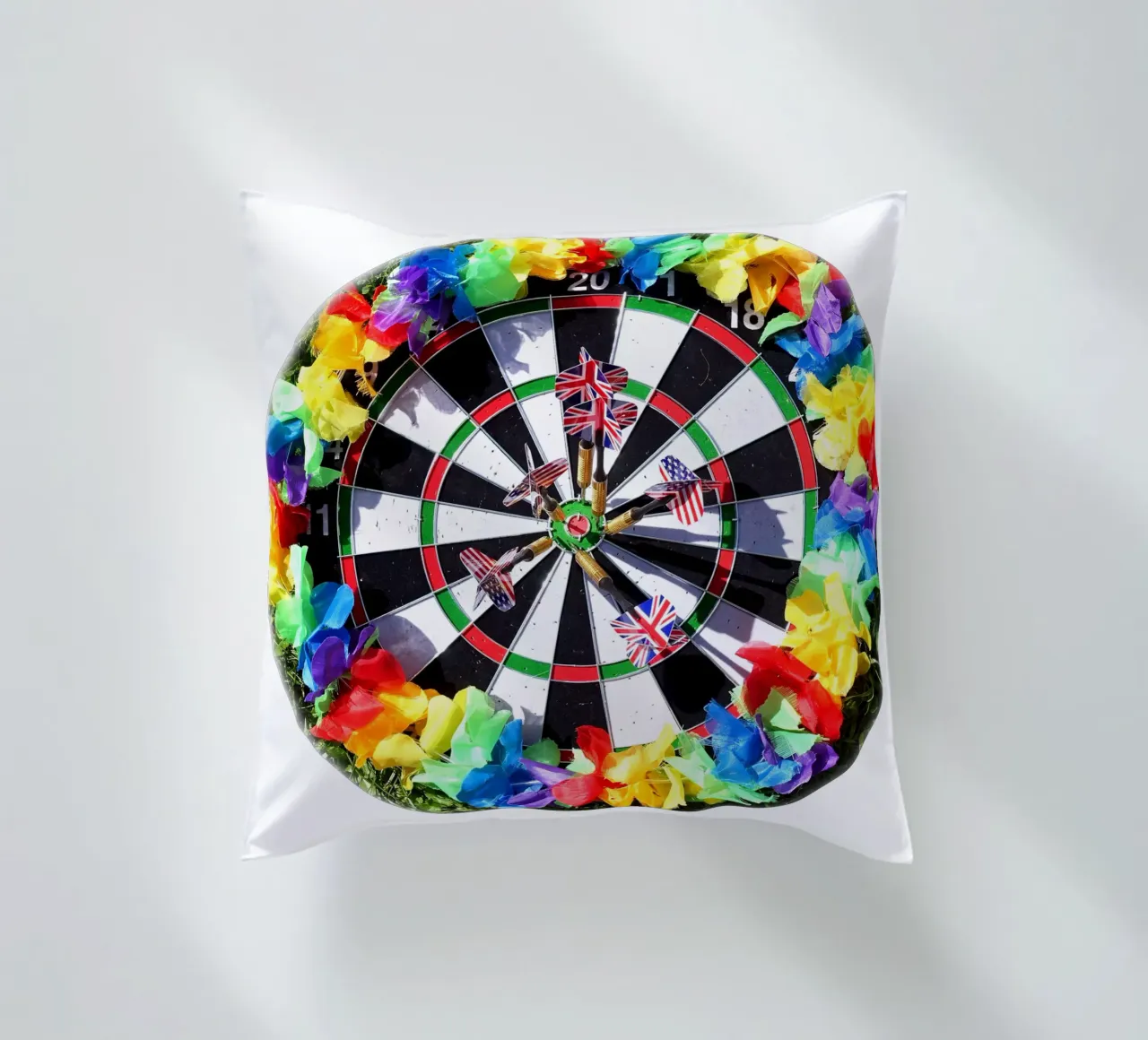 Freccette Raimbow cuscino da Massimo Frascogna