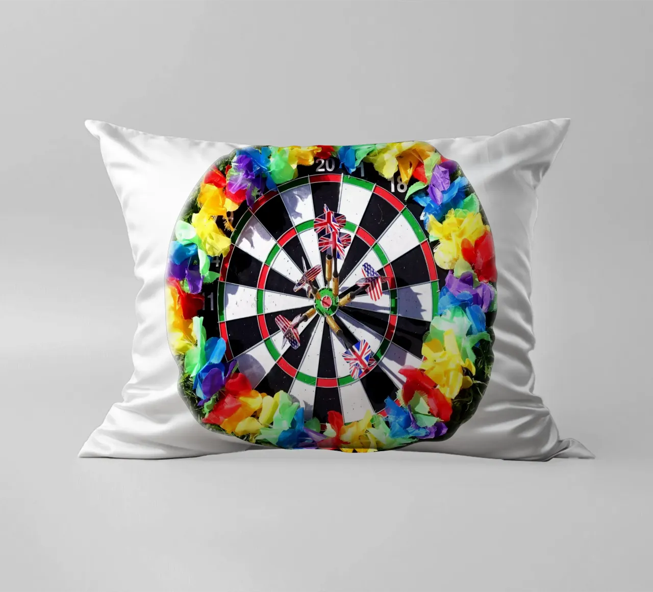 Freccette Raimbow cuscino da Massimo Frascogna