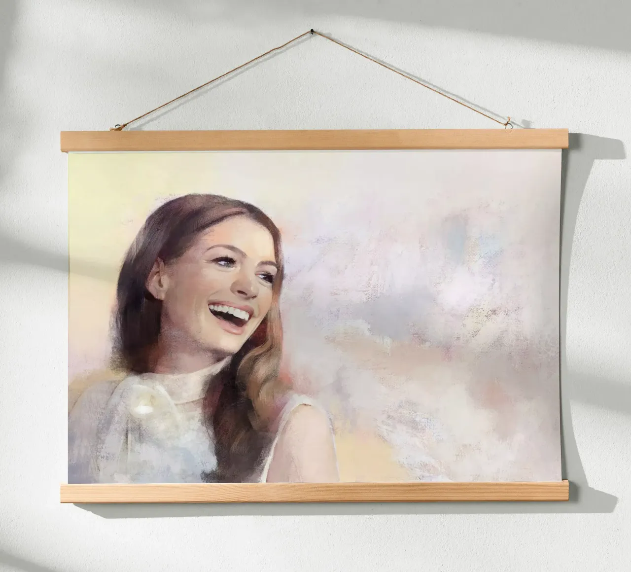 Anne Hathaway - Grazia in movimento poster da Artascy Art