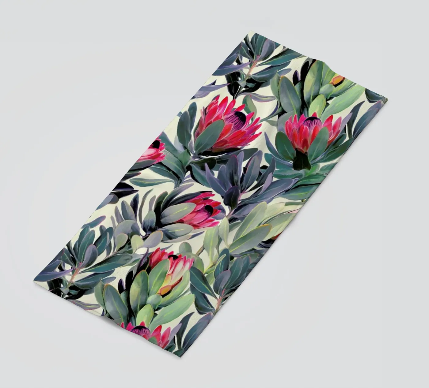 Painted Protea Pattern Strandtuch von Micklyn Le Feuvre