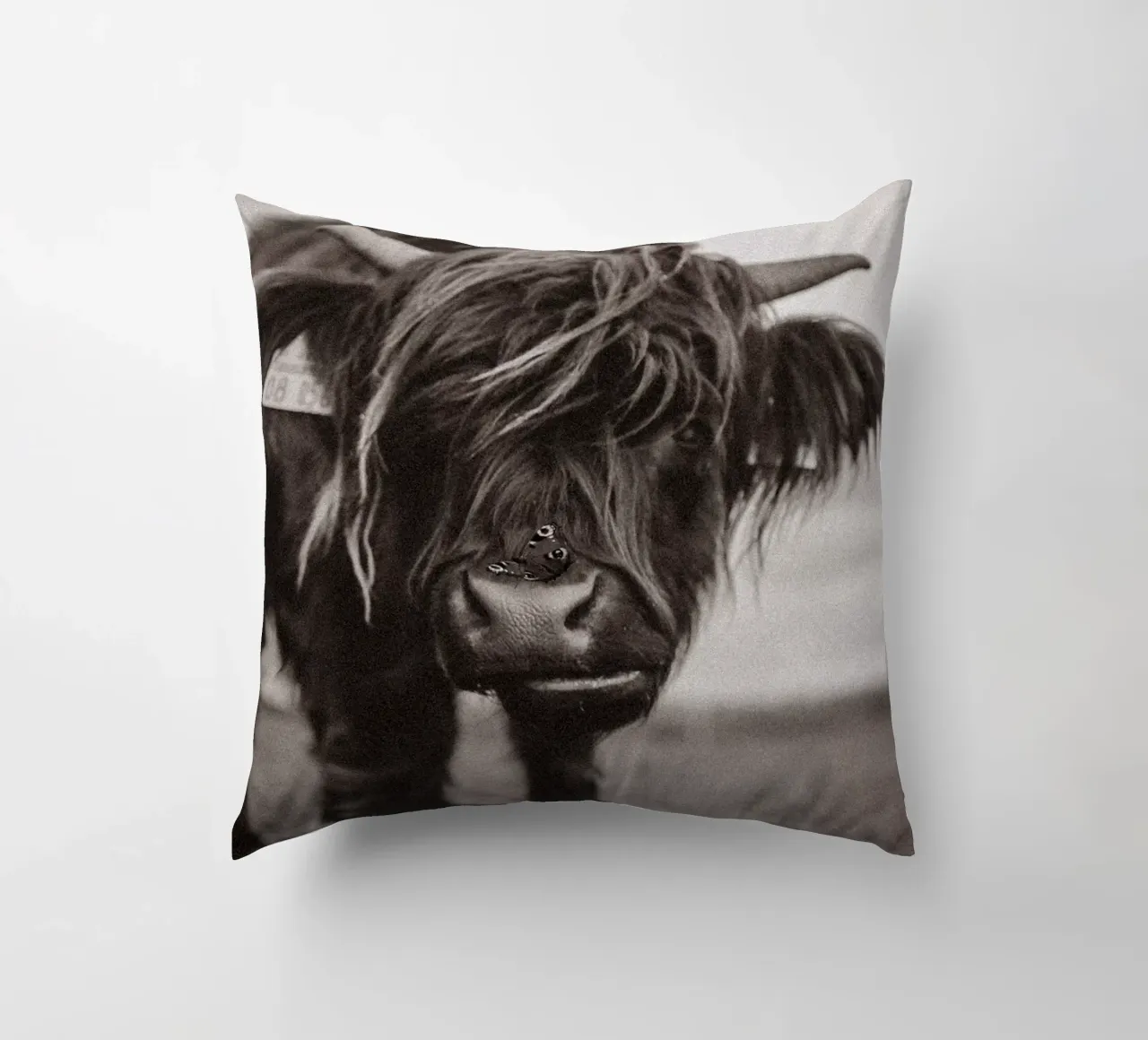 Highland Cow Lucy 🐮 🦋 cuscino da Sibbershusum