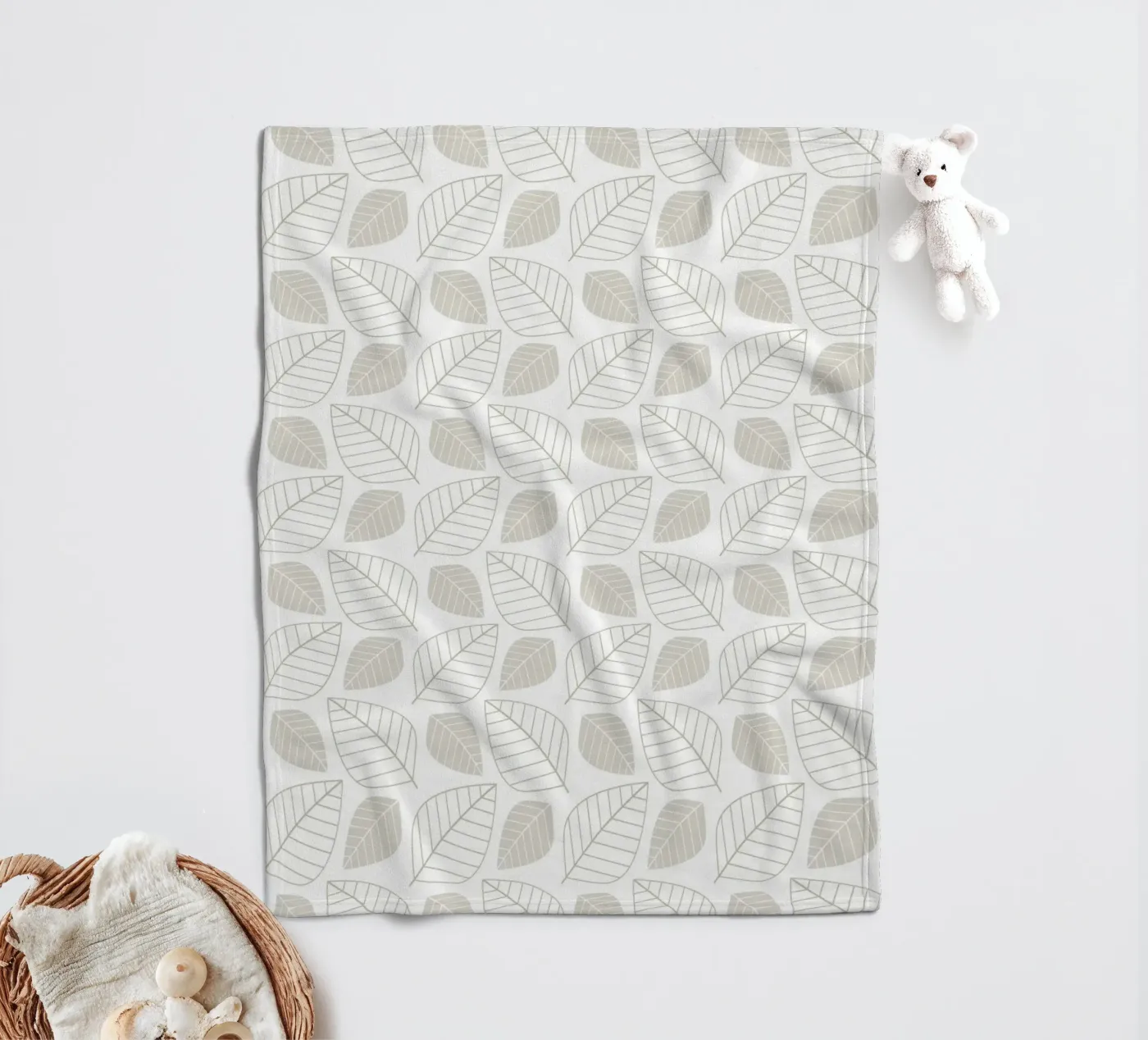 Botanical Pattern Fleecedecke von Happypatterns