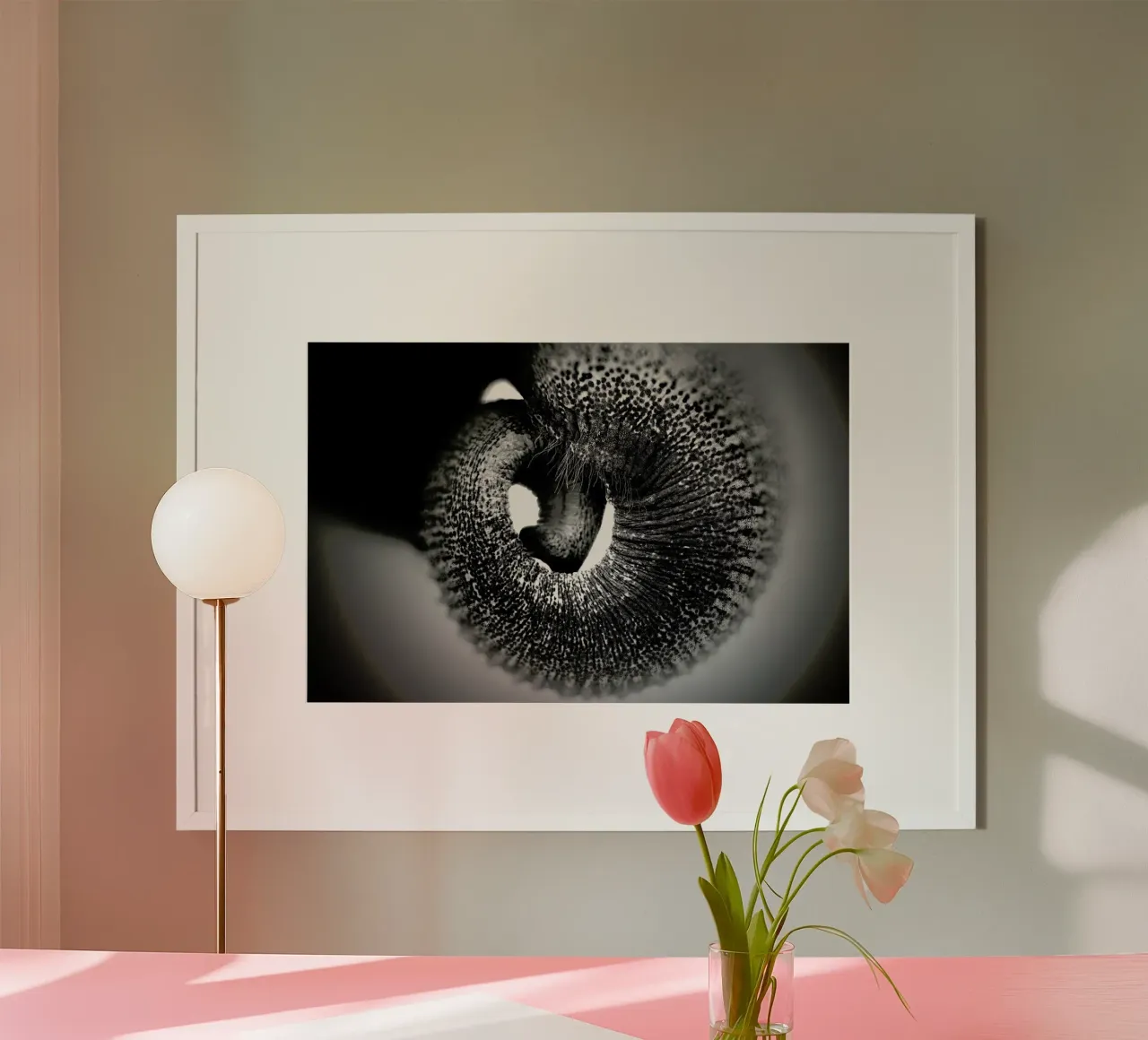 Trunk - Antje Wenner - Braun poster con telaio in legno da Pictufy