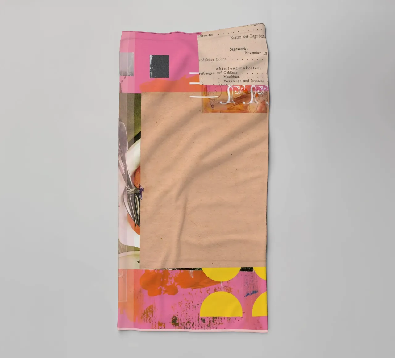 daydream rosa friday zone towel by Marko Köppe