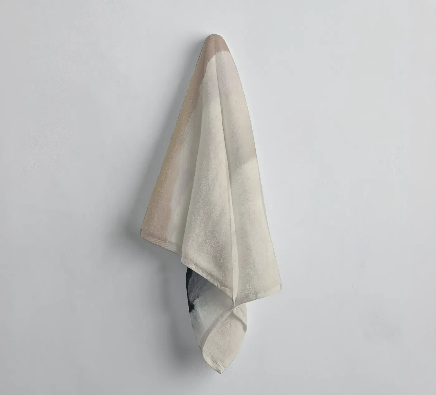 Soft Clouds Handtuch von ThingDesign