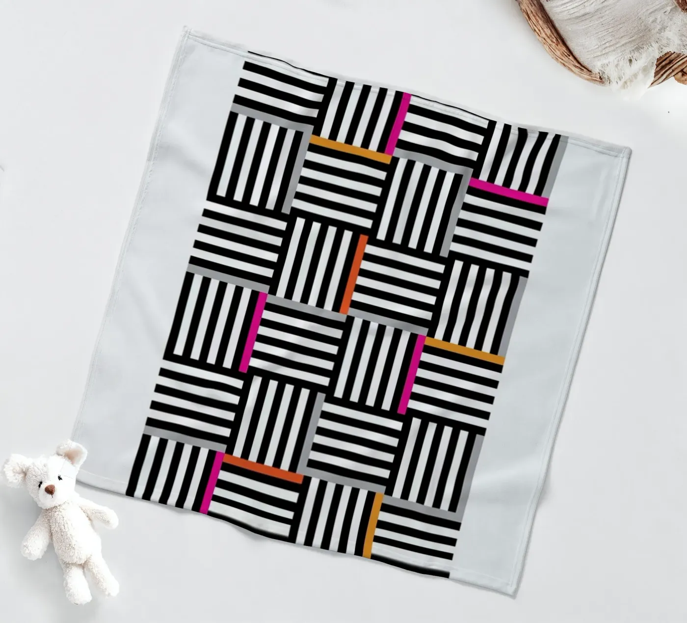 Zebra Squared Fleecedecke von Visual Philosophy