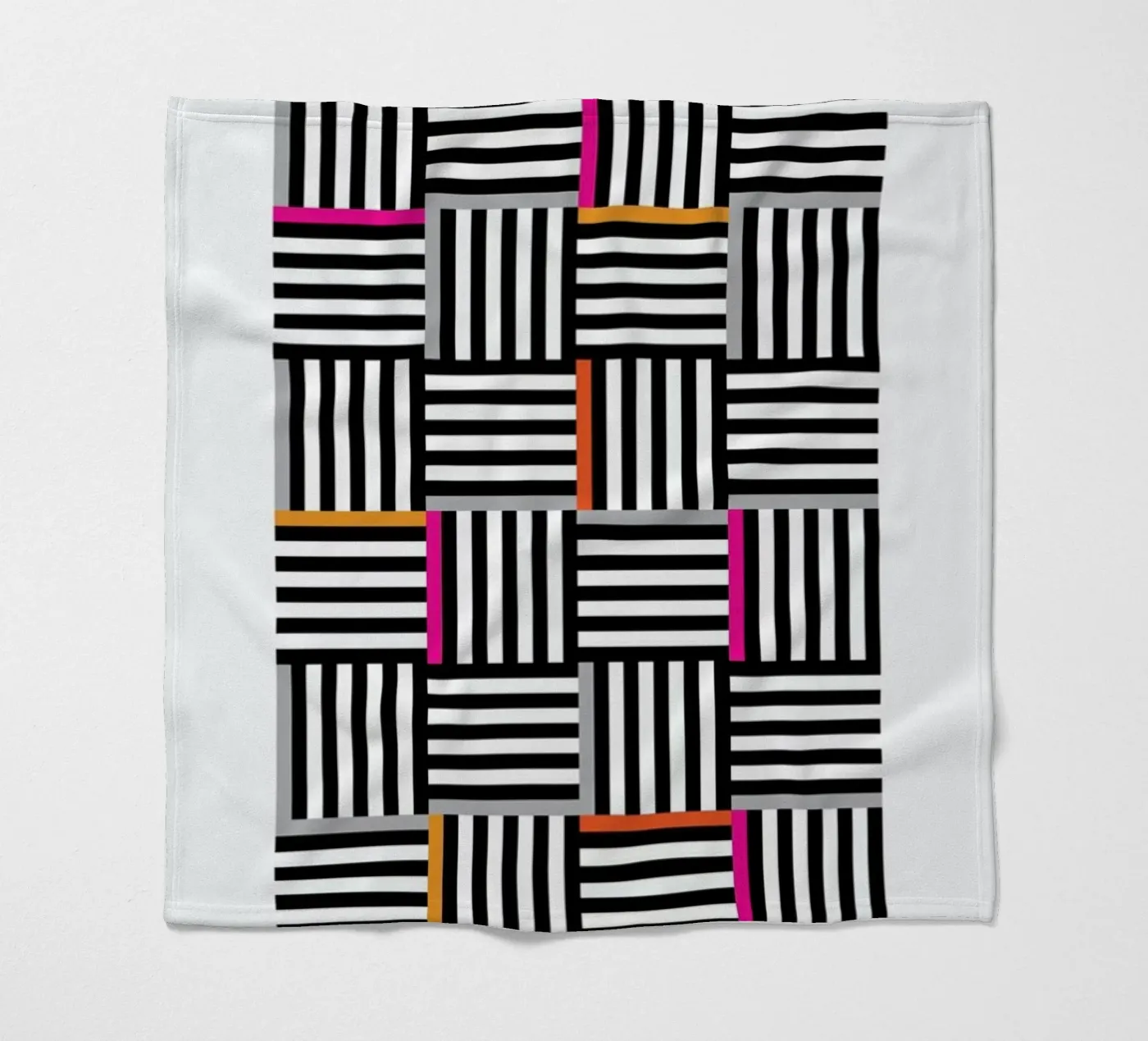 Zebra Squared Fleecedecke von Visual Philosophy