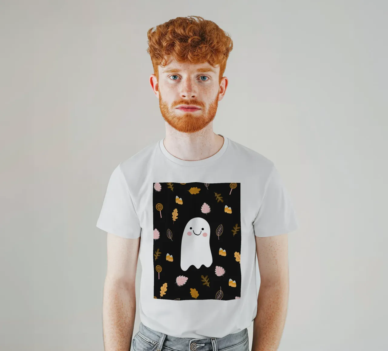 Friendly Ghost t-shirt da Stephanie Godbout Designs