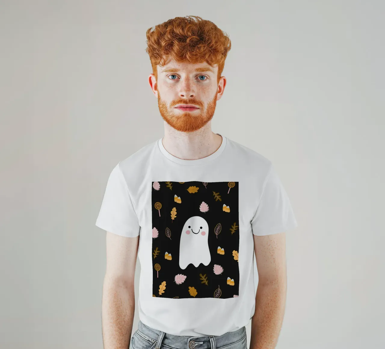 Friendly Ghost t-shirt da Stephanie Godbout Designs