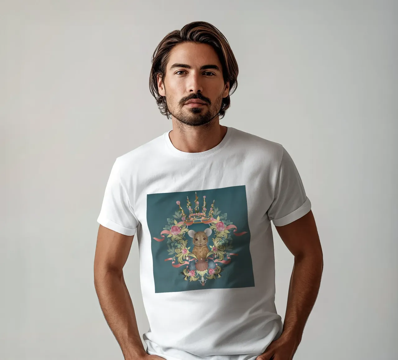 Souris majestueuse dans un cadre baroque t-shirt de kisho art