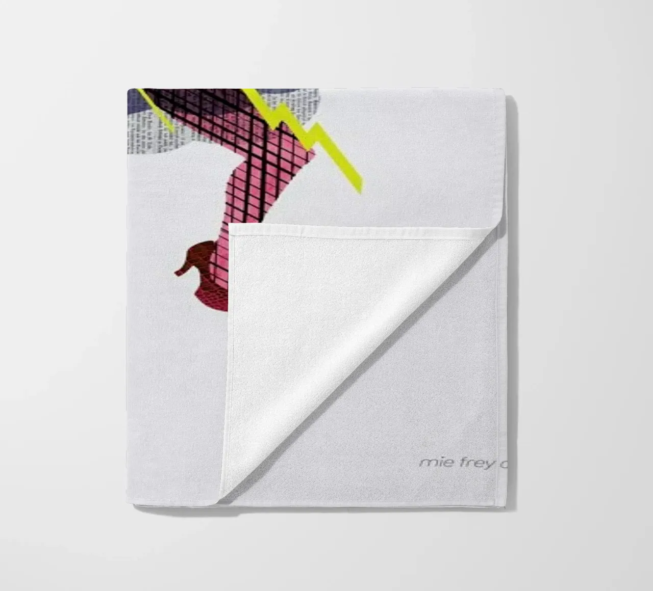 Hysterical telo mare da Mie Frey Damgaard