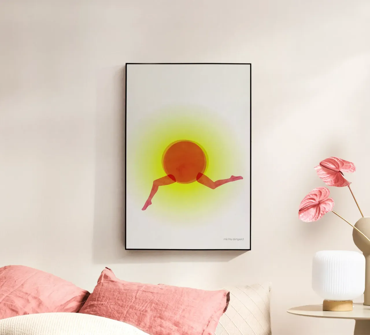 Joyful plexiglass da Mie Frey Damgaard