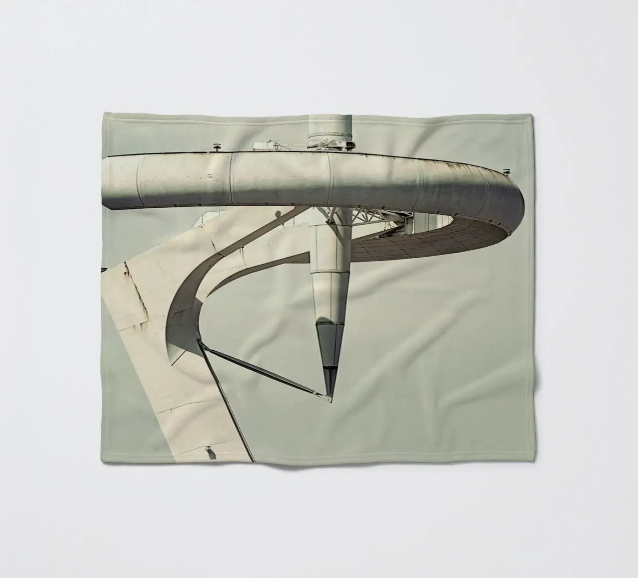 Telefonica Fleecedecke von Michael Belhadi