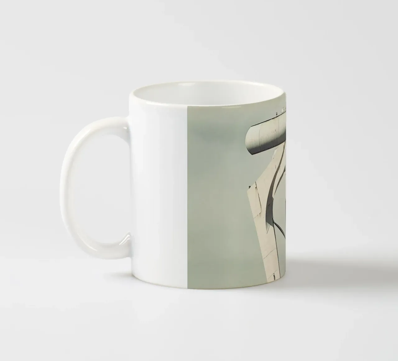 Telefonica tazza in ceramica da Michael Belhadi