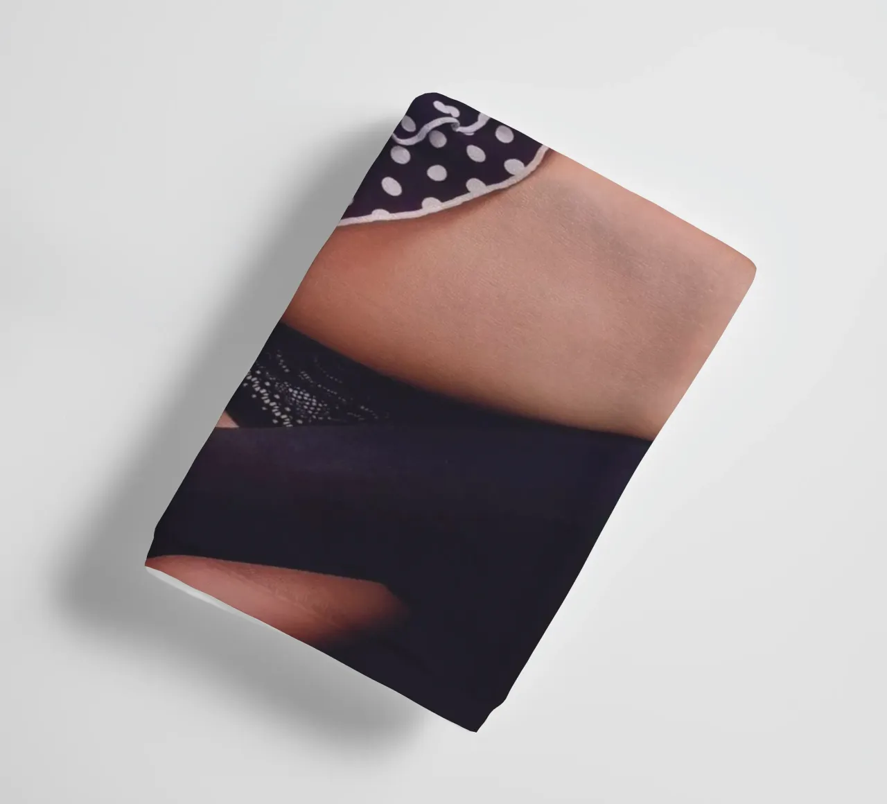 Ragazze in gioco colorate asciugamano da bagno da Dave Hare Photography