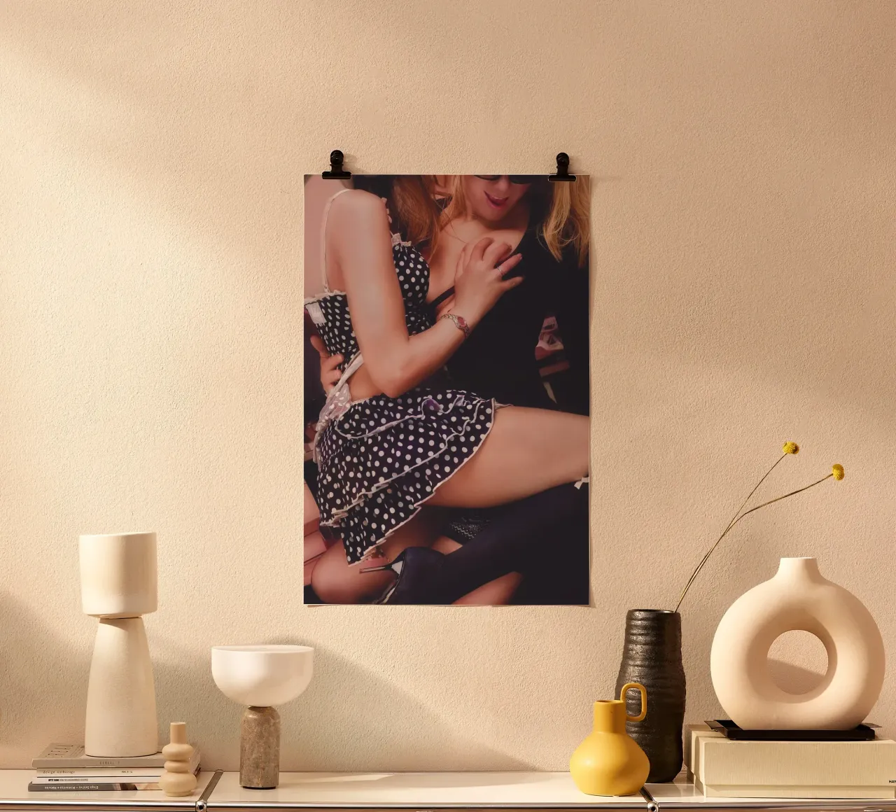 Ragazze in gioco colorate poster da Dave Hare Photography