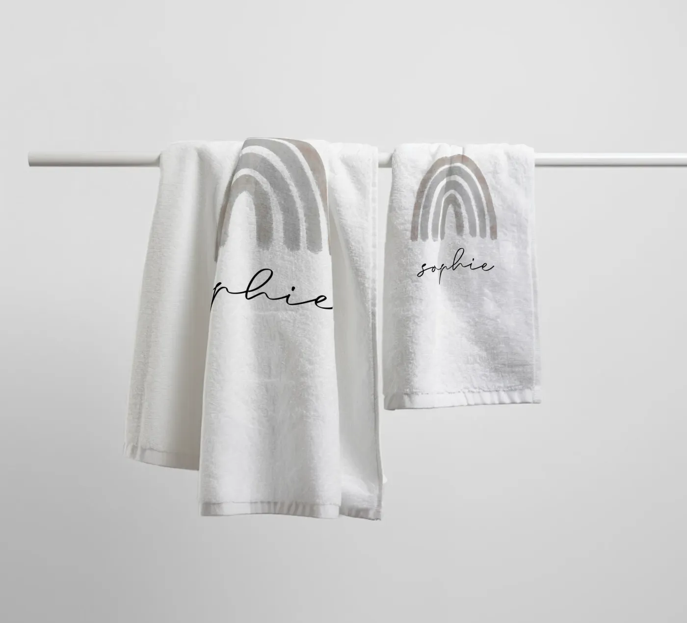 Rainbow badhanddoek van we line studio - design