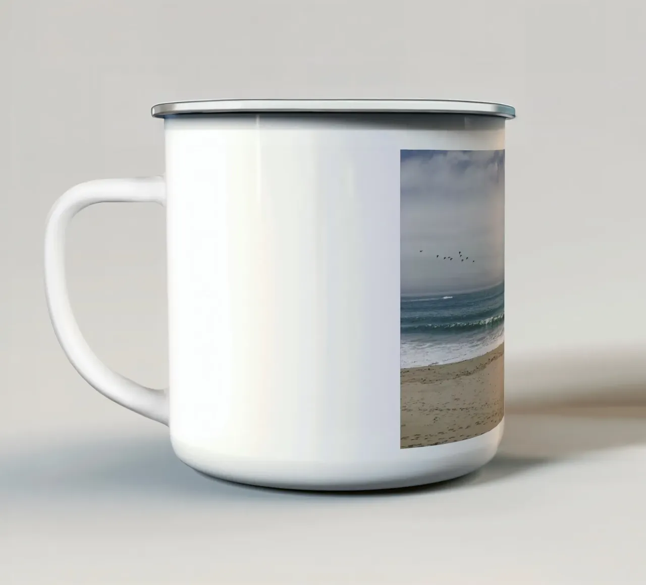 PC5 tazza in smalto da Marc Gruninger