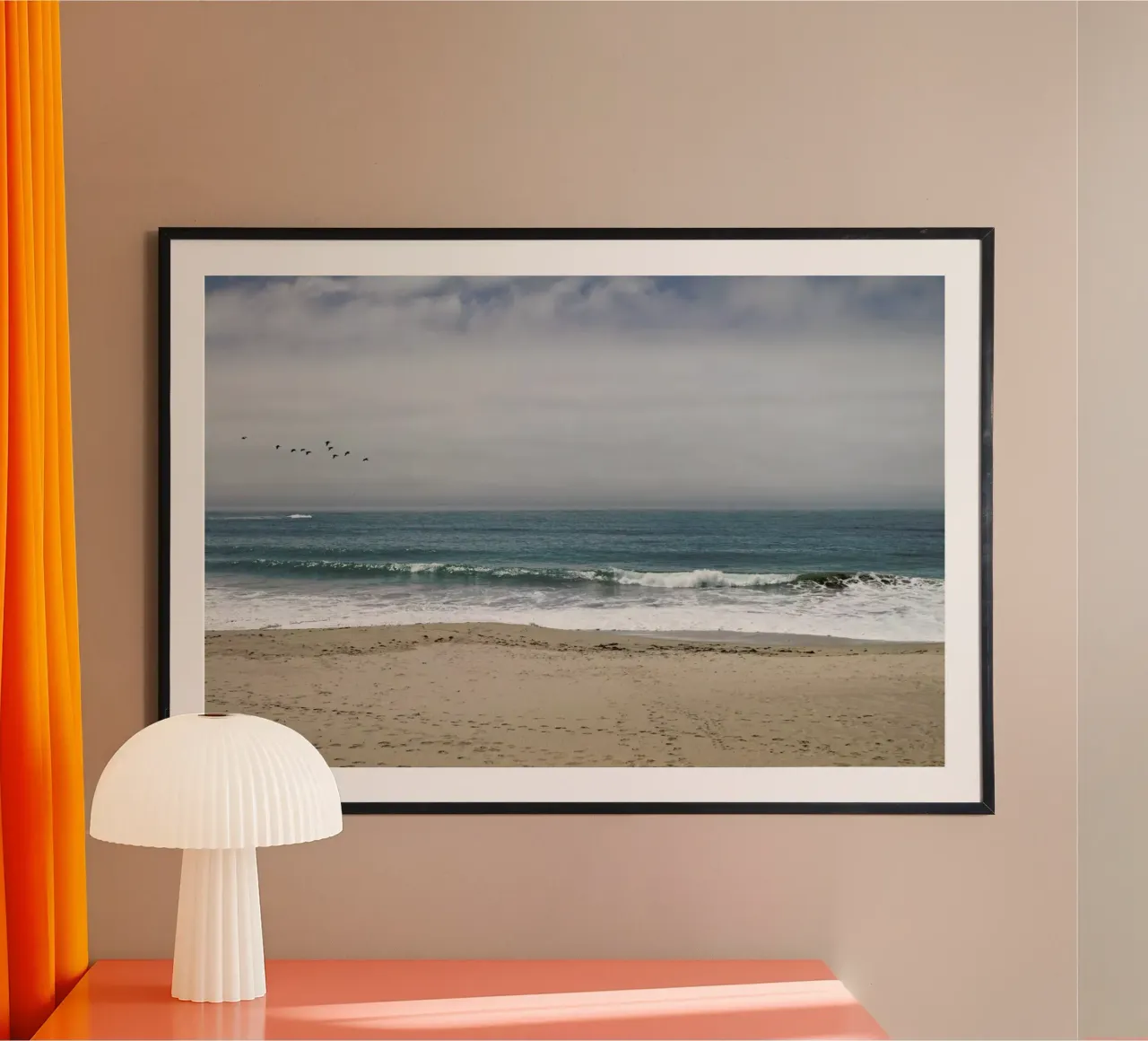 PC5 poster con telaio in plastica da Marc Gruninger