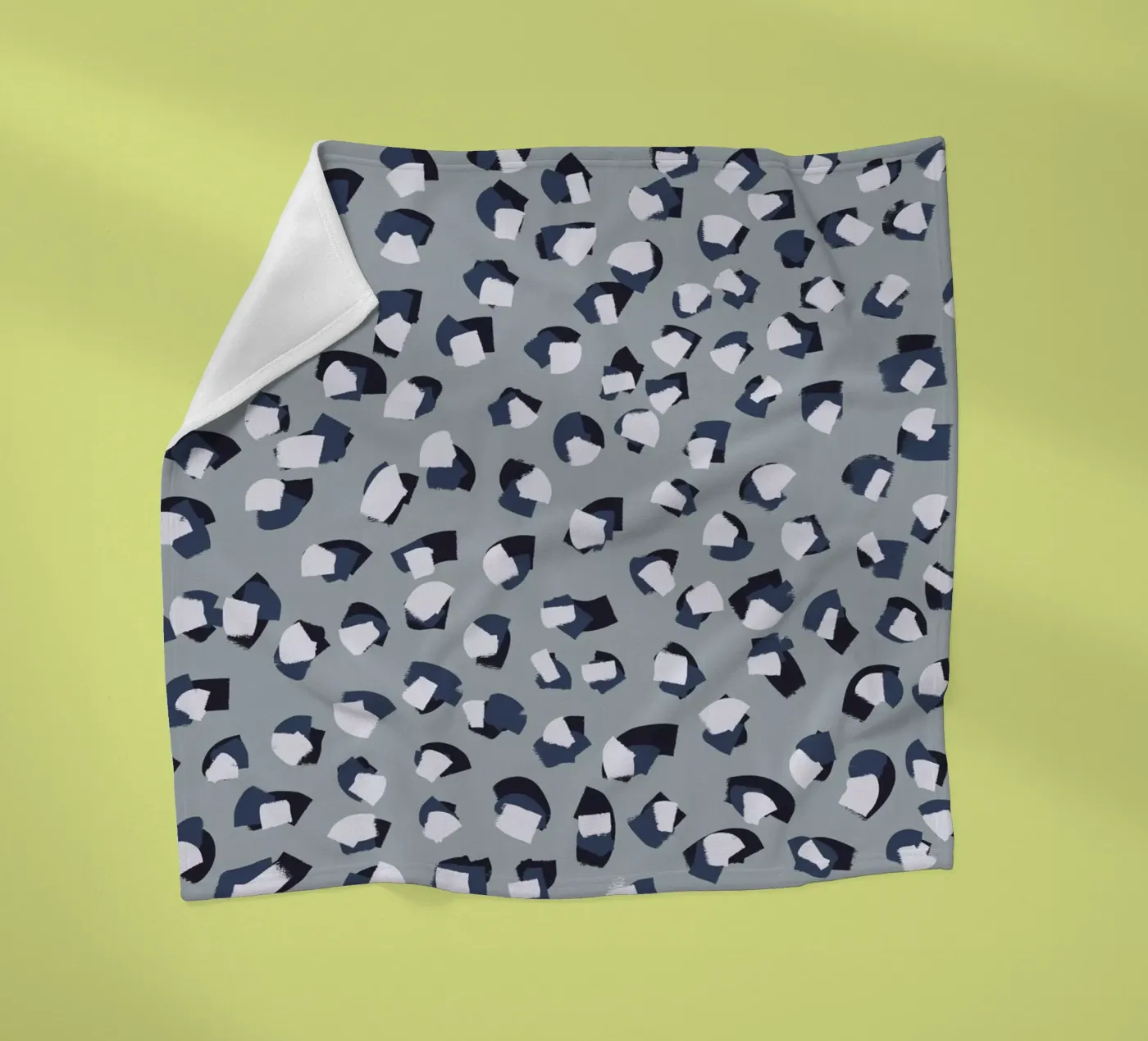 Pattern No 192 fleecedeken van treechild