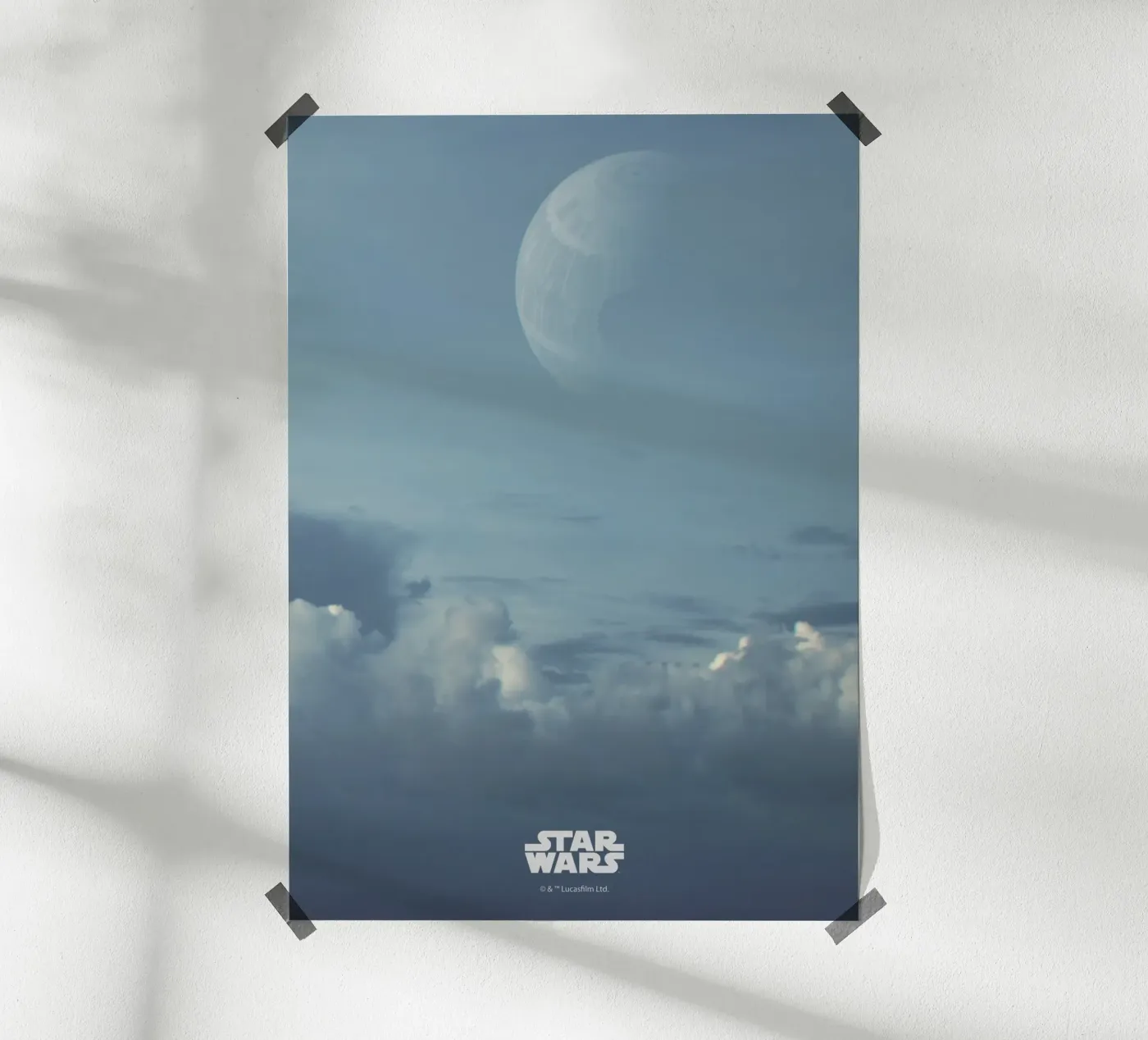 Death Star Behind the Clouds poster da Star Wars
